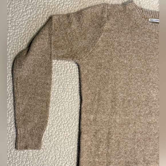 Pink Clover Beige Knit Sweater Size Small - Picture 5 of 16